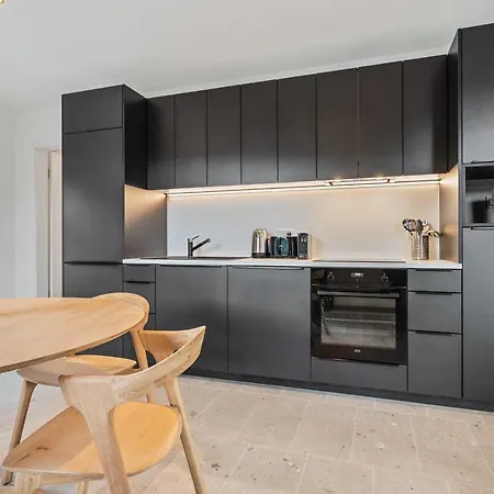 Clausen Serenity Cozy Apt Id208